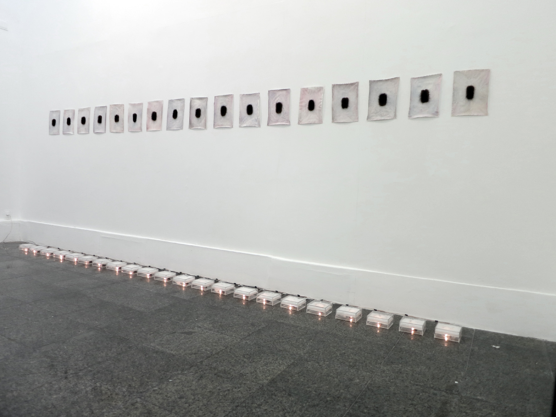 Alfabeto em sal e sudários peq