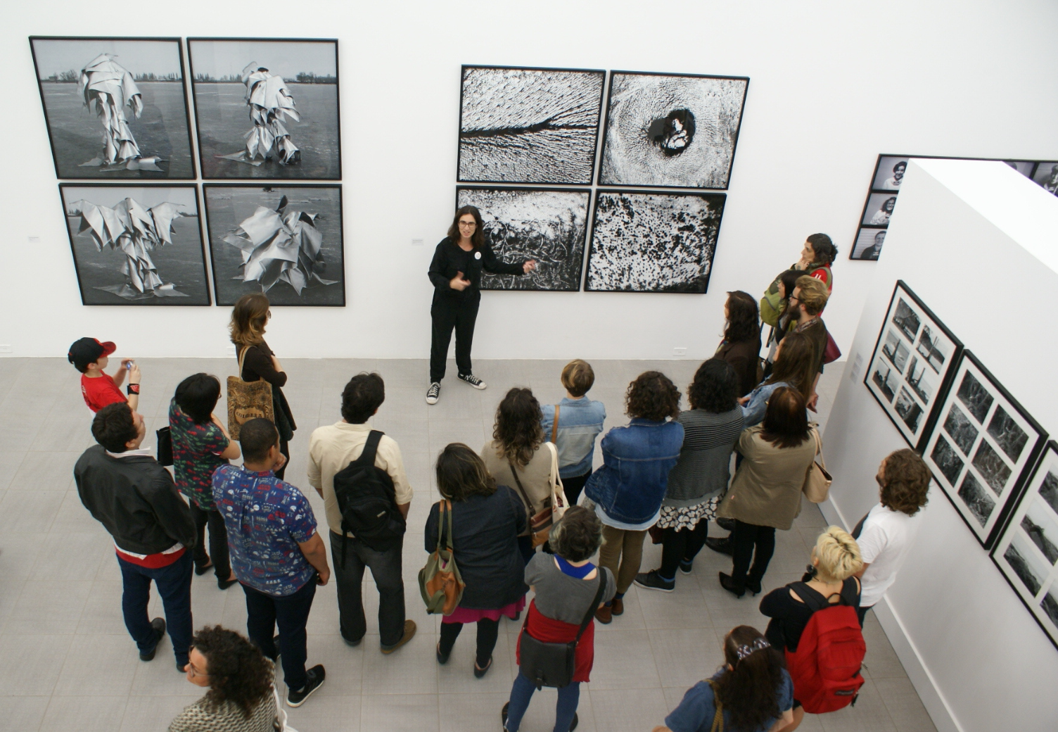 2017 | Exposição "Nervo Óptico: 40 anos", coletiva com curadoria de Ana Albani de Carvalho, realizada entre 1º de abril e 22 de julho de 2017, na Sala dos Pomares, em Viamão.